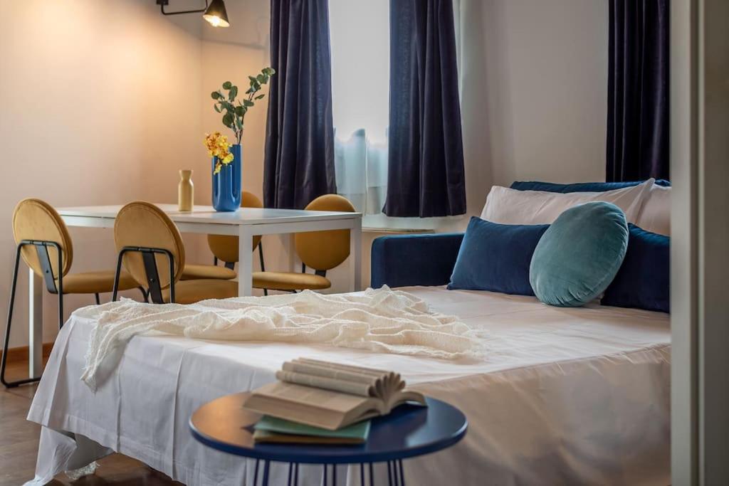 Ferienwohnung Mimosa- Loft Elegante Con Terrazza Nel Centro Di Siena Exterior foto